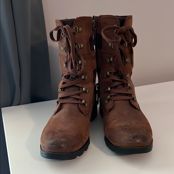 Sorel Emelie Conquest Booties - Picture 2 of 13